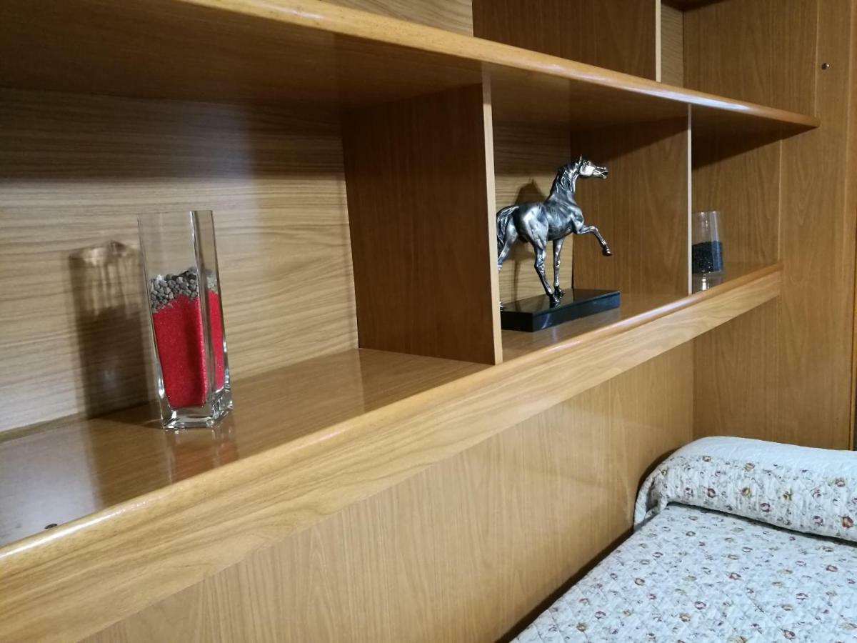 Appartamento Sleepin Triana Siviglia Esterno foto